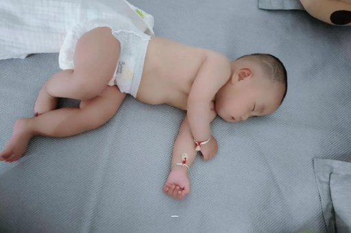 宁津宝宝脚心出汗怎么回事